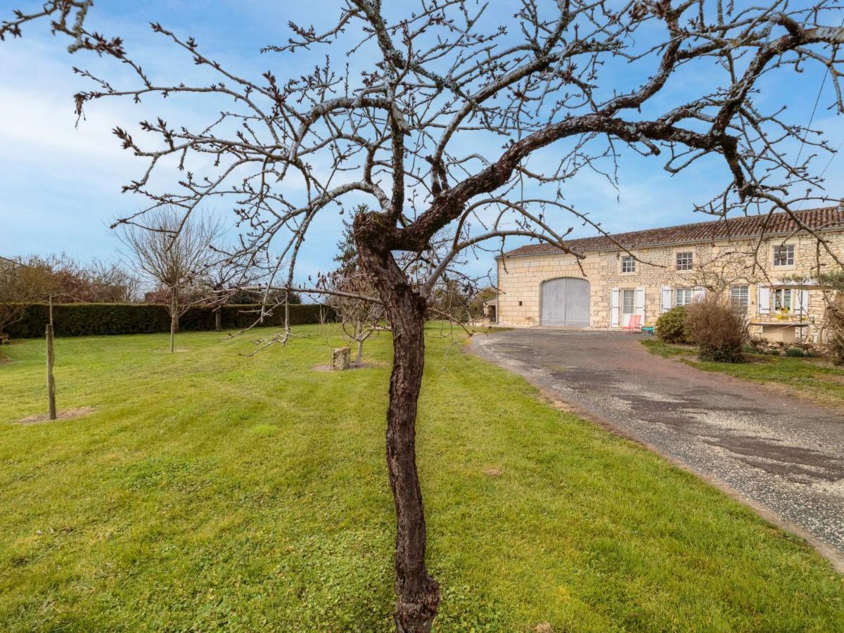 Holiday Home Gite La Truffiere Saintongeaise By Interhome Berneuil  Exterior foto